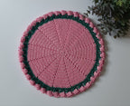 Runde Häkel-Tischset 32 cm, Dekorative Tulpen-Bordüre, Polyester