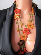 Türkische Oya Häkeln Lange Halskette, Gebrannte Orange Rost Herbst Blume Halskette, Herbst Farbe Lariat Halskette