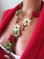 Rote Kristall Perlen Häkelkette, Türkische Oya Lariat, Blumen Lange Wickelkette