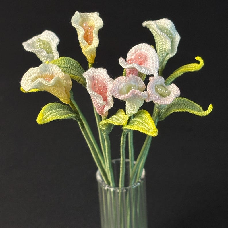 Calla Lilie Lesezeichen Mikro häkeln, handgefertigt, 10-15 cm, Pastell Blumen Lesezeichen