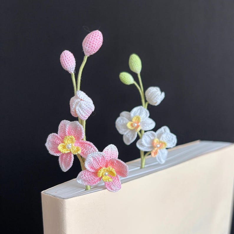 Handgehäkeltes Orchideen-Lesezeichen Blumen Lesezeichen für Mama Buchliebhaber