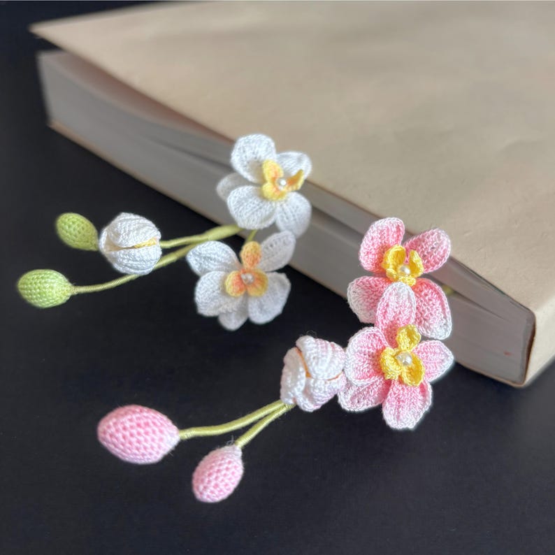 Handgehäkeltes Orchideen-Lesezeichen Blumen Lesezeichen für Mama Buchliebhaber
