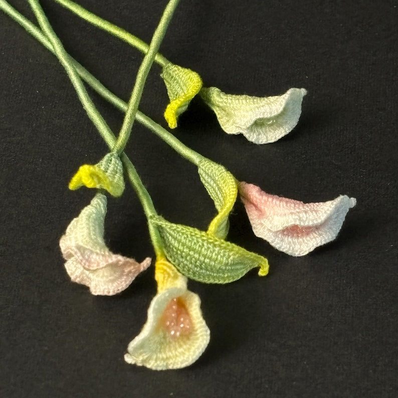 Calla Lilie Lesezeichen Mikro häkeln, handgefertigt, 10-15 cm, Pastell Blumen Lesezeichen