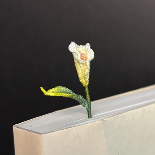 Calla Lilie Lesezeichen Mikro häkeln, handgefertigt, 10-15 cm, Pastell Blumen Lesezeichen