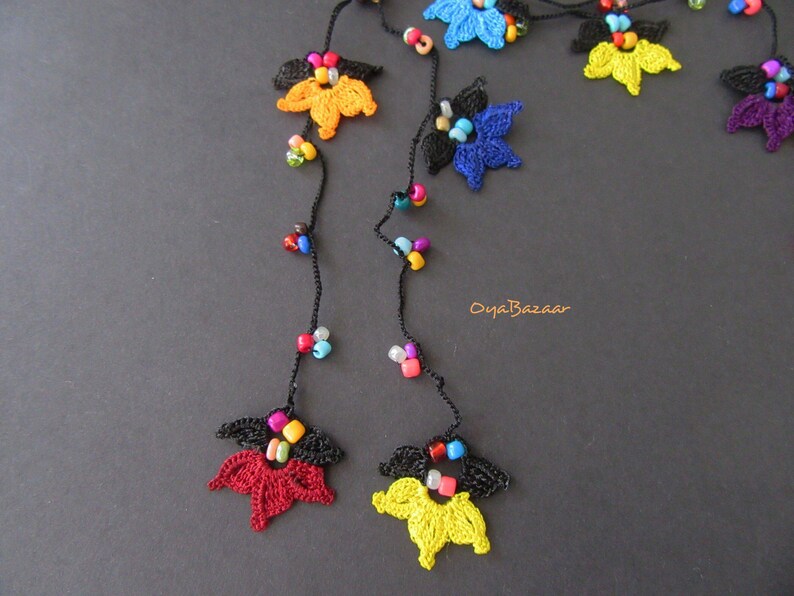 Multicolor Perlen Häkelkette, Bunte Blumen Wrap Halskette, Boho Floral Lange Lariat