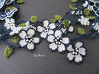 Marineblaue und weiße Blumen Halskette, Gehäkelte Mikro Blume Lariat, Weiße Perlen Lange Halskette, Türkisches Oya Spitzen Accessoire