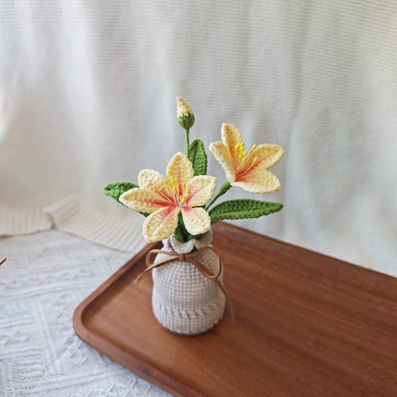 Gehäkelte Topfpflanze Blume 17 cm Schreibtischdekoration Hochzeitsgeschenk