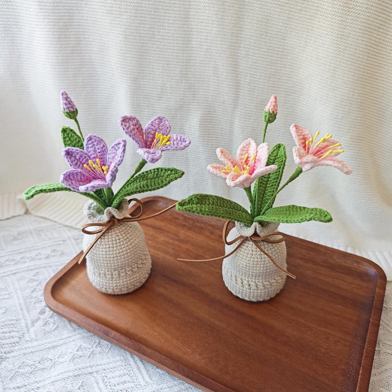 Gehäkelte Topfpflanze Blume 17 cm Schreibtischdekoration Hochzeitsgeschenk