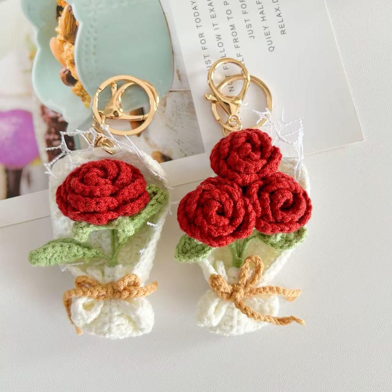 Crochet Flower Keychain – Sunflower, Tulip, or Rose Keyring for Keys, Bag, Backpack
