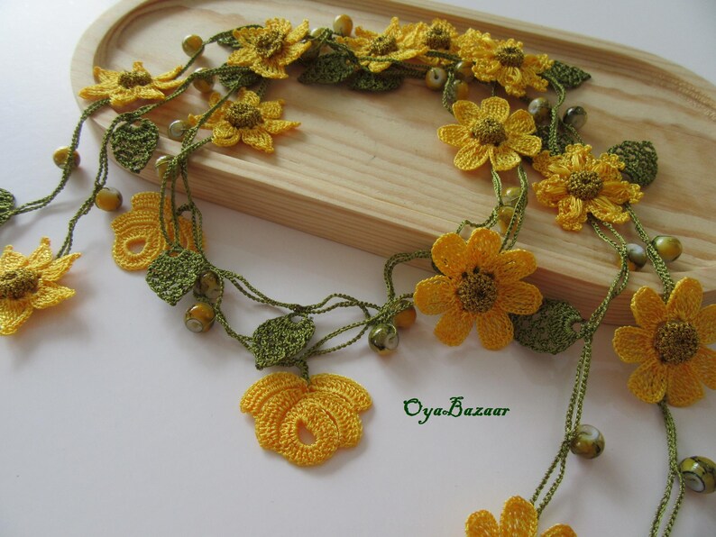Gelbe Blumen Lange Wickelkette, Perlen Häkelkette, Türkische Oya Spitze Lariat, Häkelschmuck