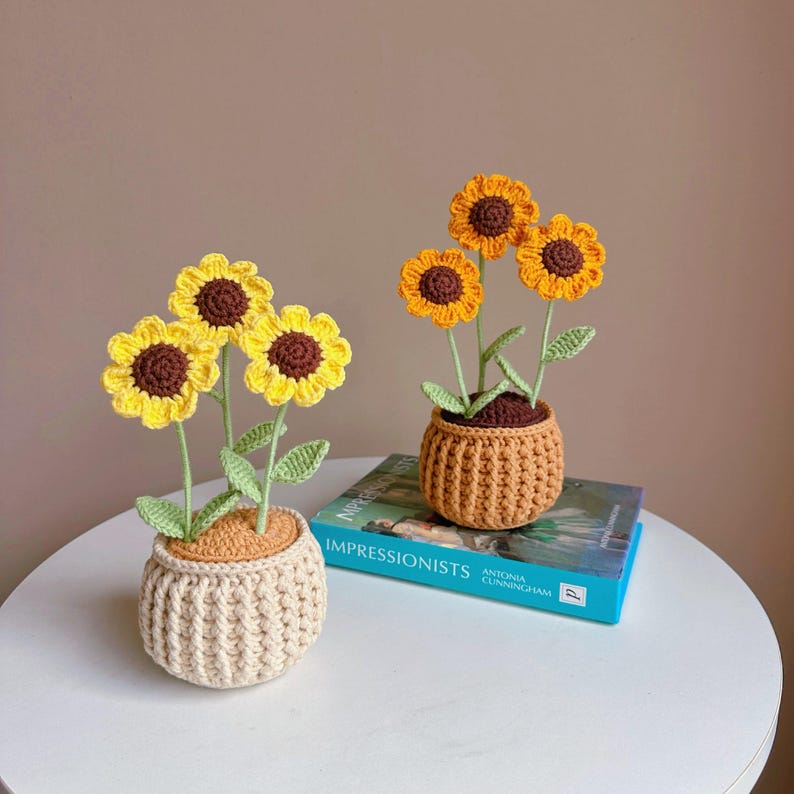 Gehäkelter Sonnenblumentopf, handgemachte Pflanzengeschenk Blume für Weihnachten, Mutter, Oma, Kollegen, Geburtstag, Dankeschön