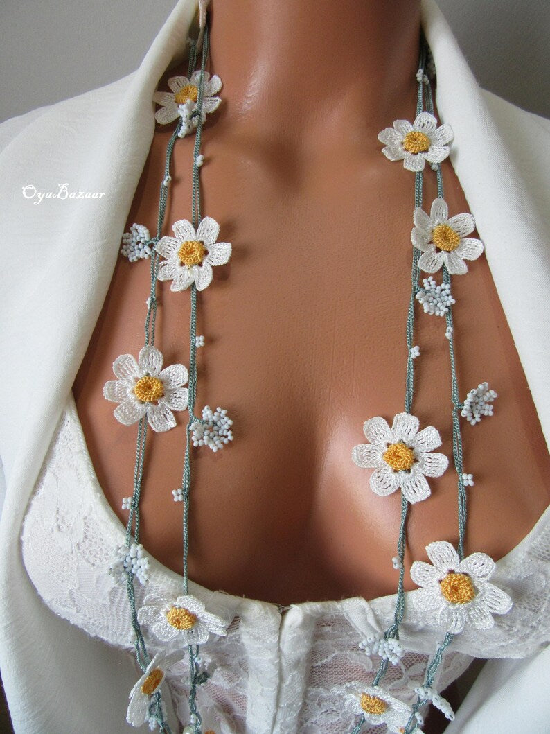 Daisy häkeln lange Halskette, Türkisch Oya Lace Schmuck, Frühlingsstil