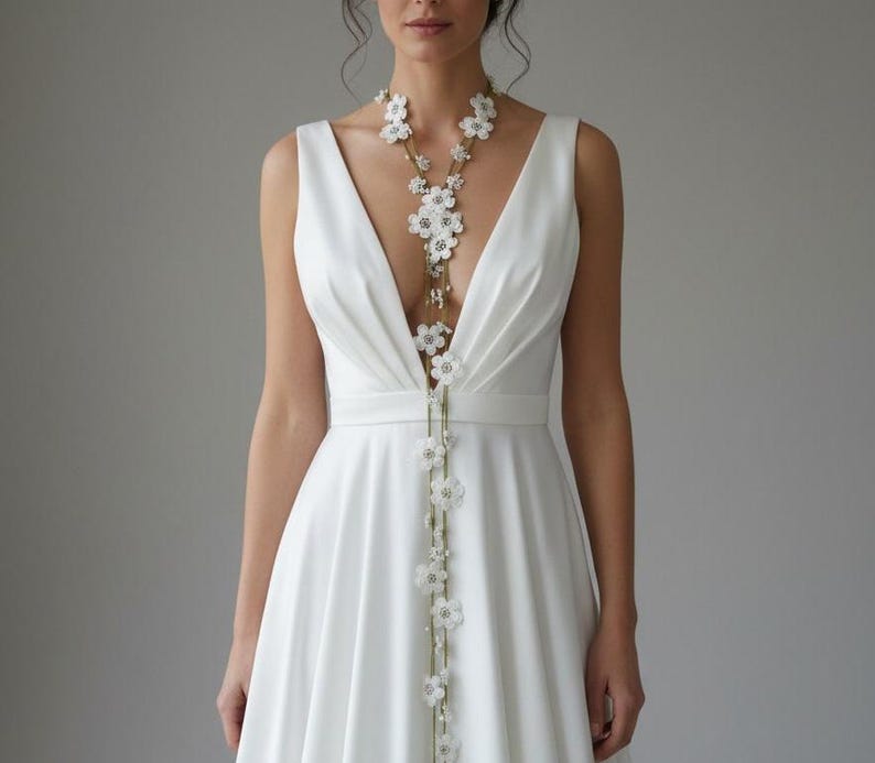 Weiße Blume Lange Wickelkette, Perlen häkeln Lariat, Boho Blumen Halskette