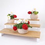 Gehäkelte Erdbeerpflanze, mittlere Größe, handgemachter Blumentopfdekor, künstliche Blume, Schreibtischdekor