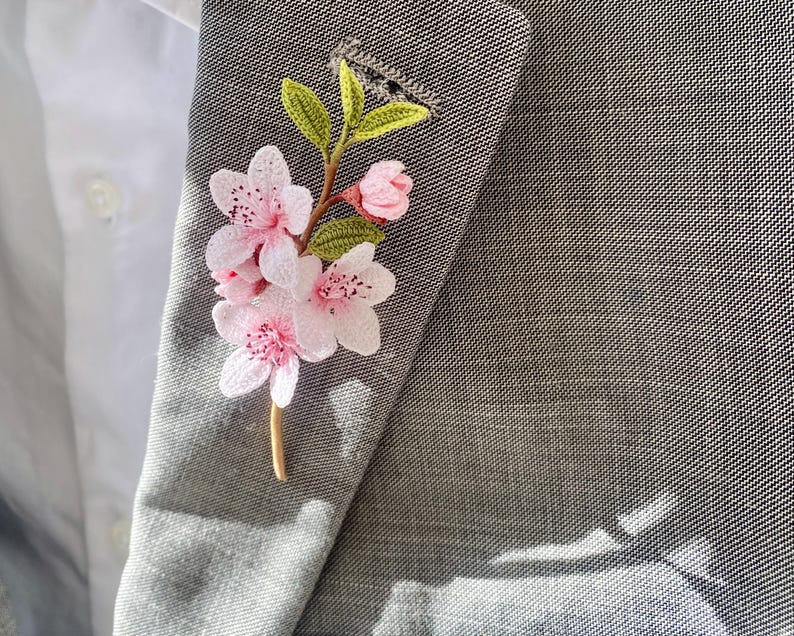 Micro Pfirsich Blume Brosche Kirschblüte Sakura gehäkelt Blume Anstecknadel