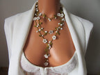Weiße Micro Blume Cochet Halskette, Howlite Perlen Lange Wrap Lariat, Häkelschmuck