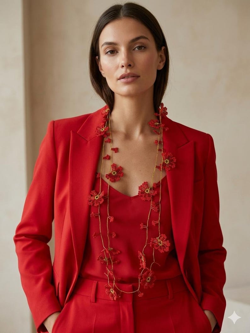Rote türkische Oya Halskette, Häkelblume Lange Lariat, Floral Perlen Wrap Halskette, Spitze Schmuck