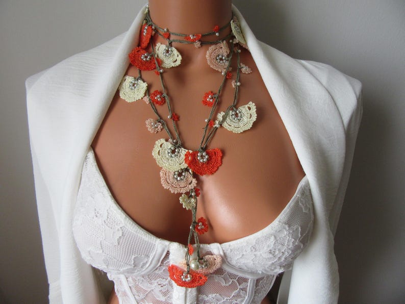 Türkische Oya Blumen Sommer Halskette, Perlen Lange Lariat, Häkelschmuck