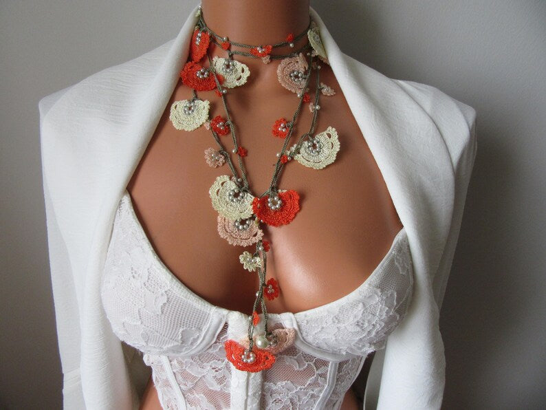 Türkische Oya Blumen Sommer Halskette, Perlen Lange Lariat, Häkelschmuck
