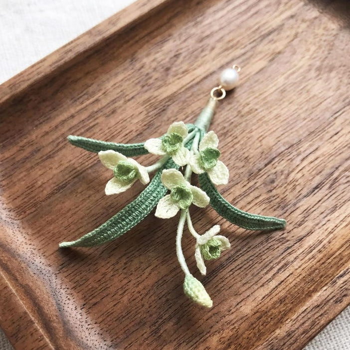 Gehäkelte Orchidee Brosche, Handgefertigt, Art-Deco-Brosche