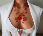 Rote türkische Oya Halskette, Häkelblume Lange Lariat, Floral Perlen Wrap Halskette, Spitze Schmuck