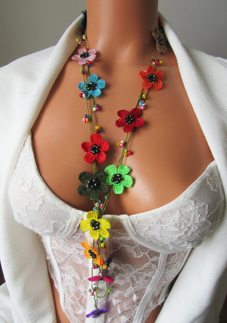 Colorful Boho Friendship Necklace, Crochet Flower Friend Necklace, Beaded Summer Long Wrap Lariat