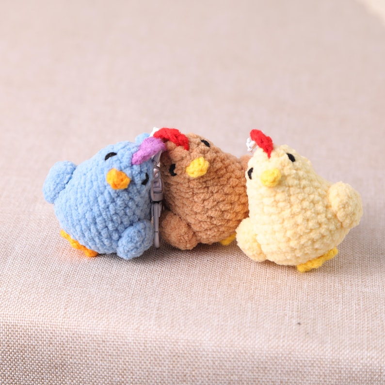 Gehäkeltes Huhn Schlüsselbund, Häkelhenne Plüsch Schlüsselanhänger, Küken Taschenanhänger, Käfig Huhn, 6 cm