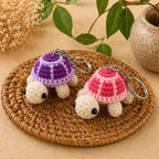 Amigurumi Schildkröte Schlüsselanhänger, gehäkelter Mini Tieranhänger, kawaii Taschenanhänger, Garn und Metallspange