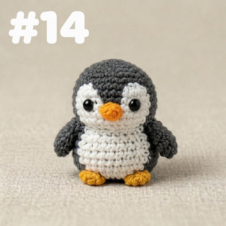 Handgemachter Mini Crochet Tier Schlüsselanhänger - 19 Styles Amigurumi Taschenanhänger - Niedlicher Plüsch Schlüsselanhänger aus Baumwollgarn - 6-7 cm