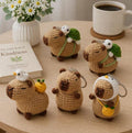 Gehäkelter Capybara Schlüsselanhänger – Amigurumi Tier Anhänger mit Schildkröte, Küken, Ananas Tasche