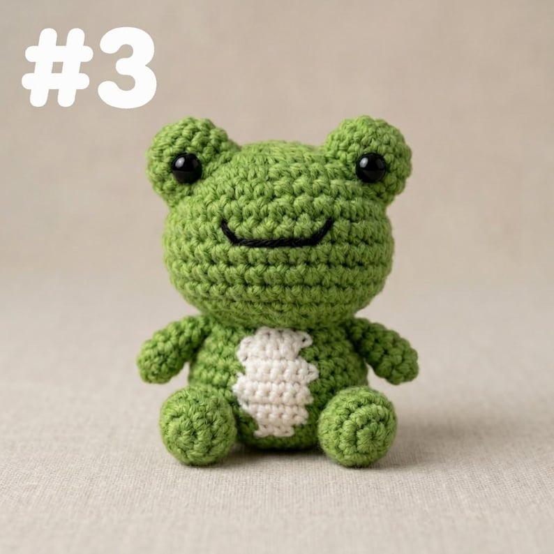 Handgemachter Mini Crochet Tier Schlüsselanhänger - 19 Styles Amigurumi Taschenanhänger - Niedlicher Plüsch Schlüsselanhänger aus Baumwollgarn - 6-7 cm