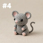 Handgemachter Mini Crochet Tier Schlüsselanhänger - 19 Styles Amigurumi Taschenanhänger - Niedlicher Plüsch Schlüsselanhänger aus Baumwollgarn - 6-7 cm