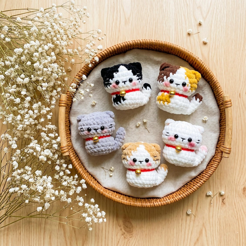Mini Amigurumi Katze Schlüsselbund, Handgefertigte Gehäkelte Katze Schlüsselanhänger, Niedlicher Schlüsselring, 8-10 cm, Plüschtier Zubehör