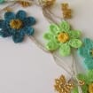 Blaue Gänseblümchen Lange Halskette, Türkis Häkelblume Lariat, Boho Wrap Sommer Statement Kette