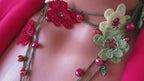Rote Kristall Perlen Häkelkette, Türkische Oya Lariat, Blumen Lange Wickelkette